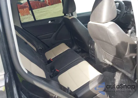 2016 Volkswagen Tiguan S из США, поврежденный, VIN WVGAV7AX1GW597947